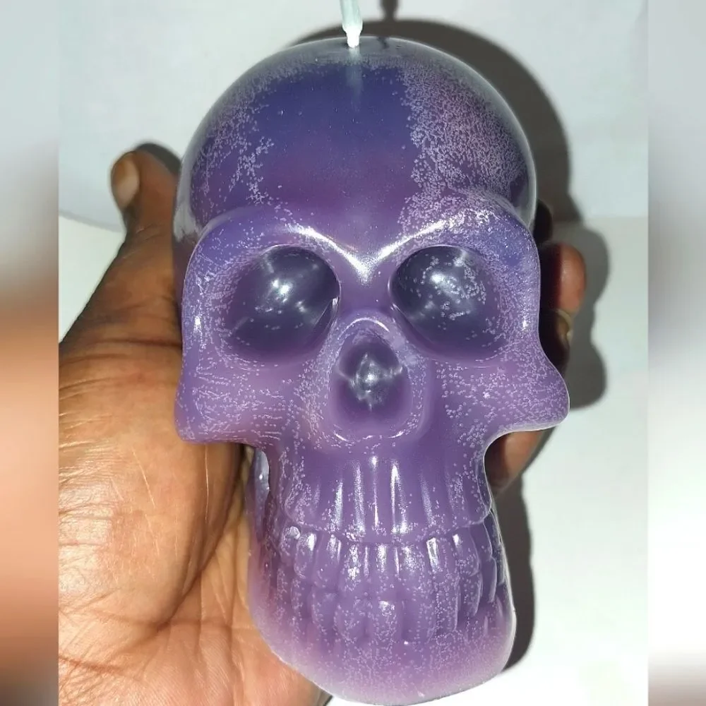 Hand crafted limited edition from our raging skull candle collection